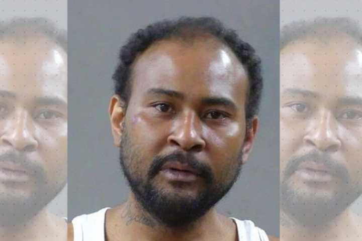 DUI Driver Flees Scene Without Child Rescued By Concerned Citizens In Wayne: Cops