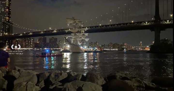 Brooklyn Bridge ship crash.