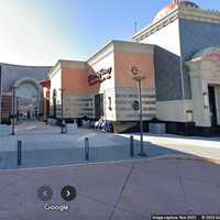 VIDEO: Hundreds Of Teens Brawl At Menlo Park Mall In Edison, 4 Arrested: Mayor