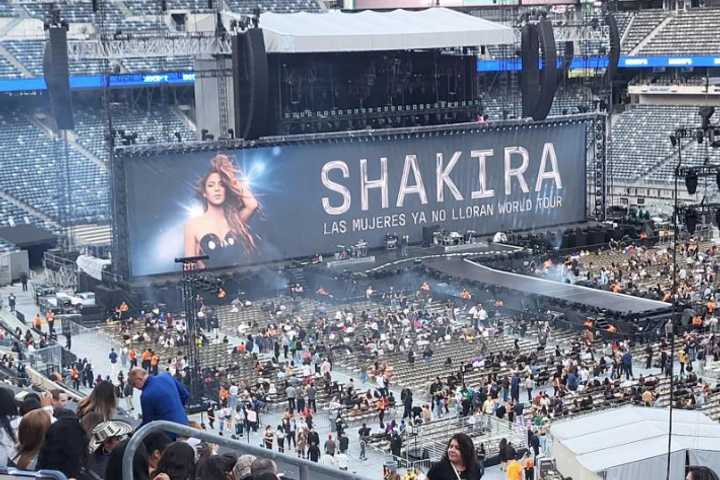 Measles At Sold-Out Shakira Concert: Exposure Linked To MetLife Show, NJ Health Department Says