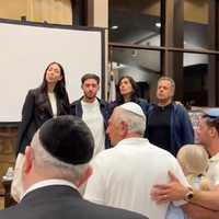 VIDEO: Freed Hamas Hostage Prays With Englewood Synagogue In Viral Clip