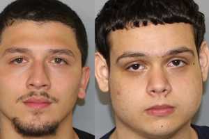 Masked Men With Guns, Hunting Knife Arrested, 3 Others — Also In Masks — Let Go: Cops