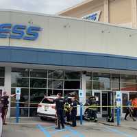 <p>24-Hour Fitness crash
  
</p>