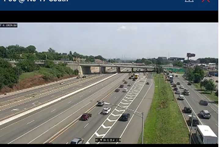 Overturned Vehicle Shuts Down Route 80 Express Lanes