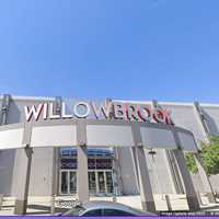 'Everyone Is Running:' Fire Department Activity Shuts Willowbrook Mall (DEVELOPING)
