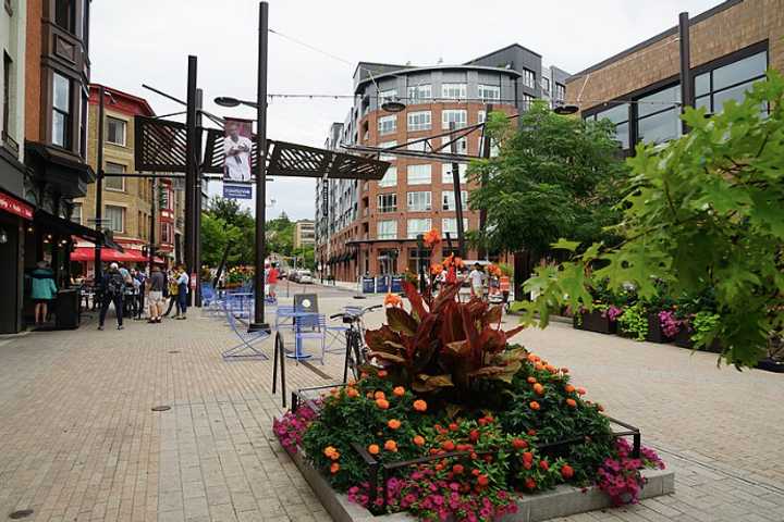 These 10 Locales Named America's Best Towns To Visit