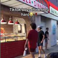 Viral Video Shows NJ Pizza Worker Hurling Slice At Teen On Boardwalk: Police Step In