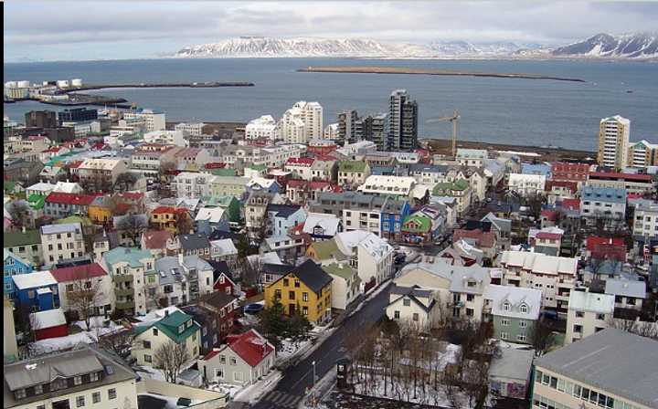 Reykjavík, the largest metropolitan area in Iceland and the hub of the Capital Region, is home to 233,034 residents, accounting for around 65 percent of the country’s total population of just under 400,000.