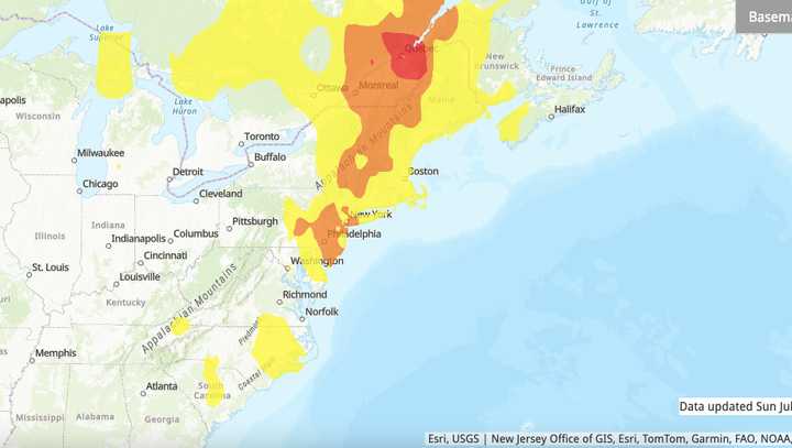 Wildfire smoke map Sunday, July 27.