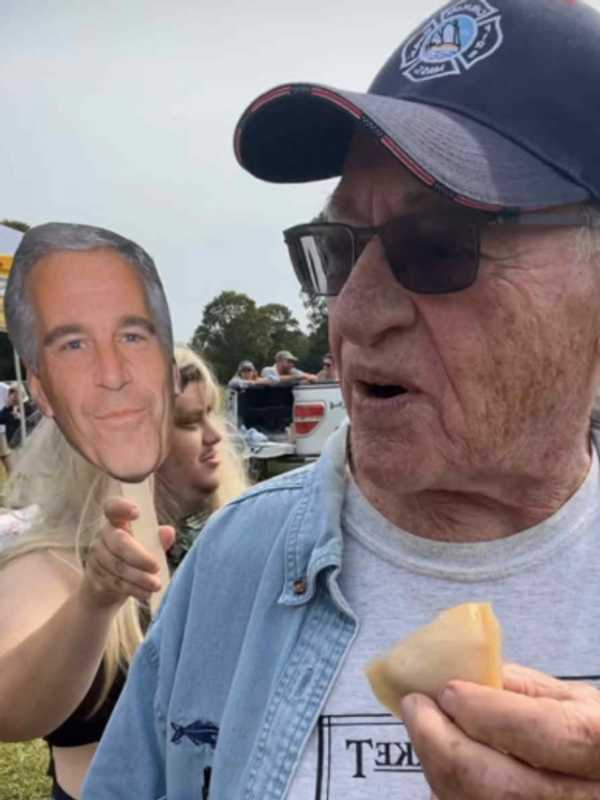 Pierogi Politics: Alan Dershowitz Booed Out Of Martha’s Vineyard Farmer's Market