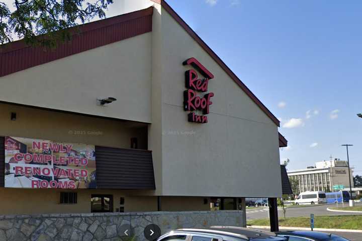 Motel 6, Red Roof Inn Ignored ‘Obvious Signs’ Of Teen Sex Trafficking, Federal Suits Allege