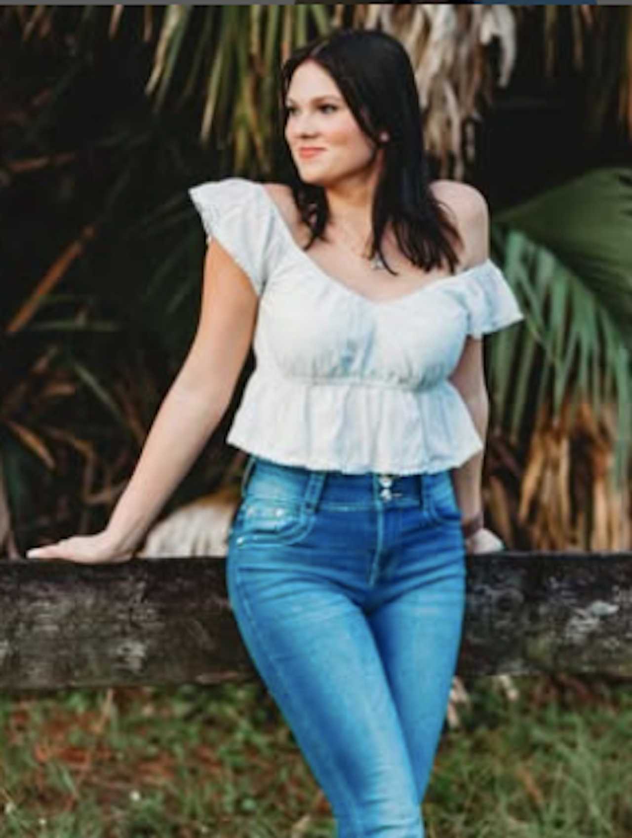 Anna Kepner, age 18.