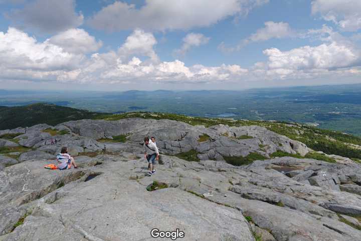 The view atop the mountain at Monadnock State Park.