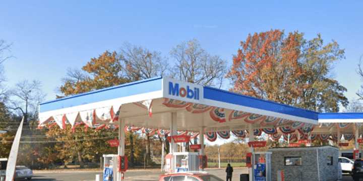 An attempted carjacking occurred at a Mobil gas station in Newark.