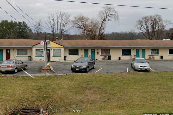 Three Men Robbed Sussex County Motel Guests At Gunpoint: Authorities