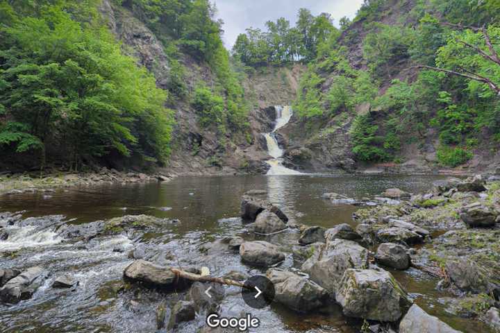 26-Year-Old Drowns In Capital Region Lake While Out With Family