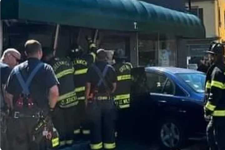 Car Crashes Into Front Of Popular Greenwich Cafe