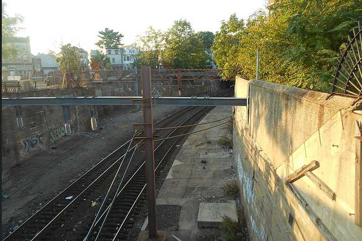 Trespasser Electrocuted On Train Tracks In Newark: NJ Transit