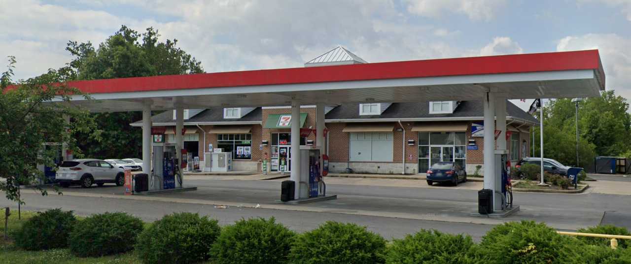 USPS Worker From DC Wins 1M On Scratcher Bought At 7Eleven Next To