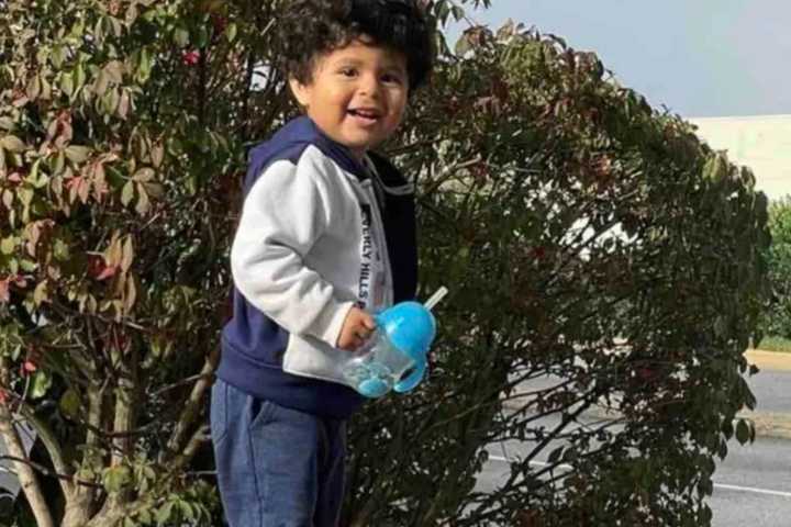 Community Supporting Family Of Toddler Killed By Car While Wandering In Annapolis Parking Lot