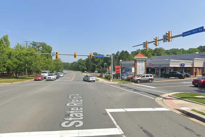 Police ID 80-Year-Old Struck, Killed By Pick-Up Near Oakton Shopping Center (UPDATED)