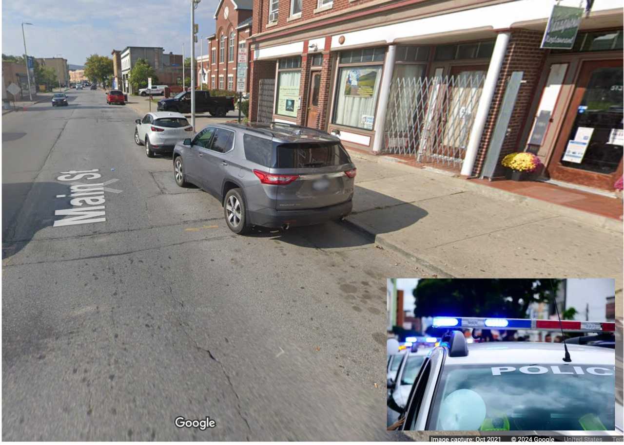 Woman Critical After Stabbing, Assault On Street In Region Castleton