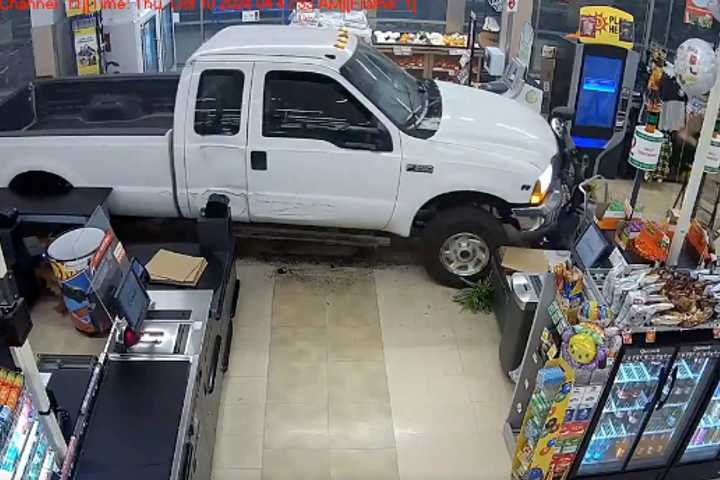 Thieves Ram Through Storefront With Pickup Truck, Steal ATM In Prince George's County (VIDEO)