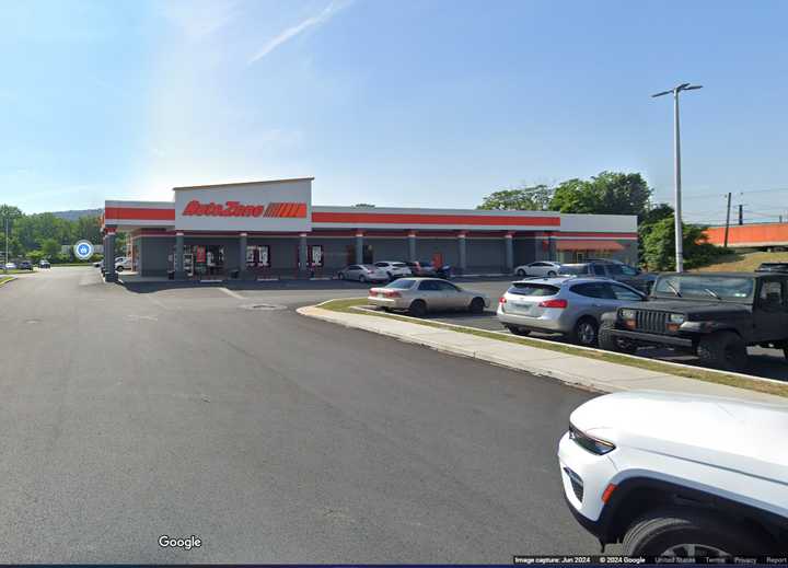 AutoZone located at&nbsp;2919 Lehigh Street, Allentown, Pennsylvania.