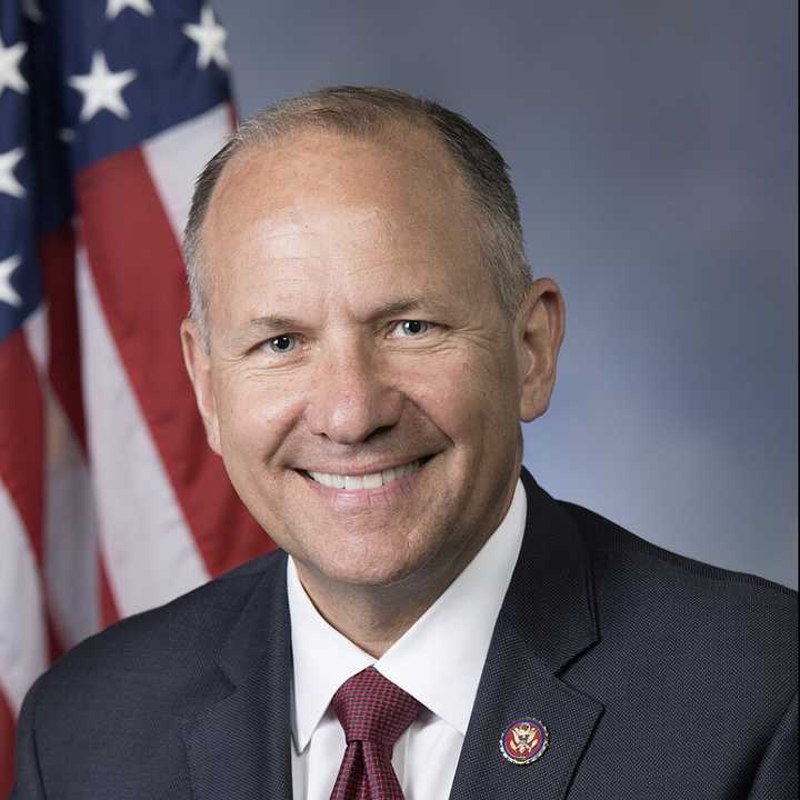 Lloyd Smucker