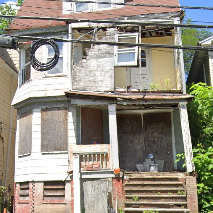 11 Seymour Ave.