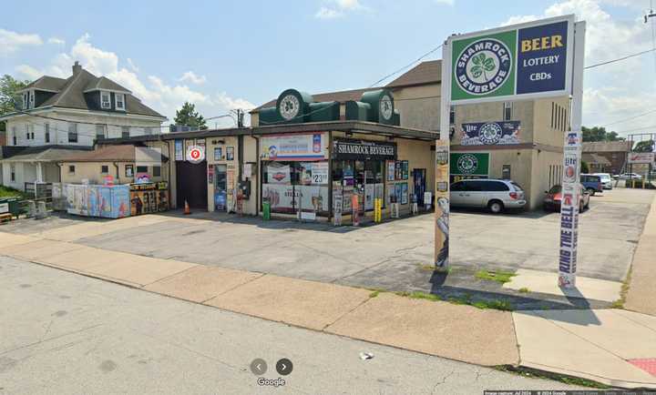 Shamrock Beverage, 1010 MacDade Boulevard, Folsom, Delaware County