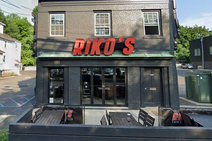 Famed Stamford-Based Pizzeria Opens New Location In Westport