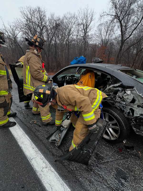 Trapped Driver Freed From Car After Crash On Sprain Brook Parkway In Westchester