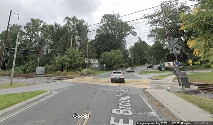 The train crossing at Brookhaven Road and Turner Road in Wallingford
  
