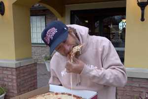 Portnoy Hits DMV's 'Taj Mahal Of Pizza' On A Tip From Other Owners