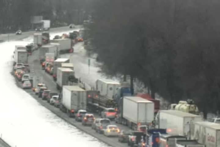 Multi-Vehicle Crash Closes I-81 Northbound In Central PA (DEVELOPING)