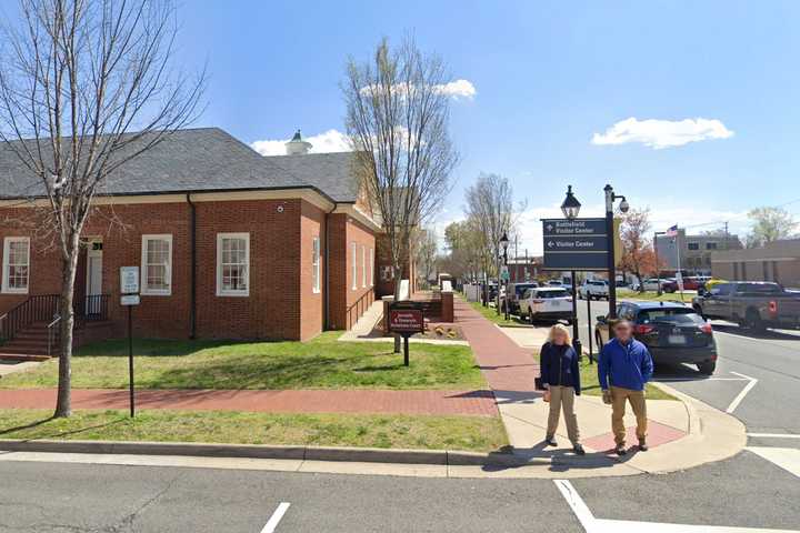 Man Brings Skateboard To A Machete Fight—And Loses Outside Fredericksburg Courthouse: Police