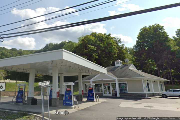 Two Gas Station Clerks Sold Alcohol To Minors In Hudson Valley: NYSP