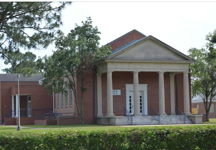 Lane Hall (1909), the oldest campus building at Elizabeth City State University.