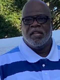 Maryland Bus Driver Dies On Duty, Saves Passengers In Final Moments — Leaves Behind 10 Kids