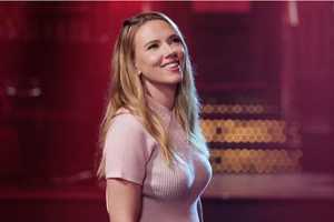 Scarlett Johansson Hosting 'SNL' Season Finale