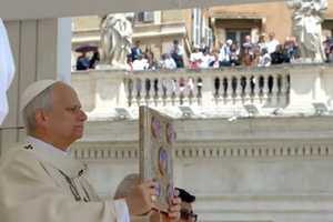 First US-Born Pope Vows Unity At Historic Inauguration In Rome
