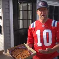 Portnoy Has Tough Words For Foxborough Pizzeria Owner, Still Gives Pie Good Marks