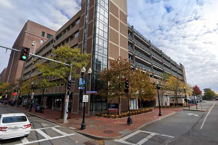 Man Jumps To Death From Parking Garage At Boston Medical Center: Police