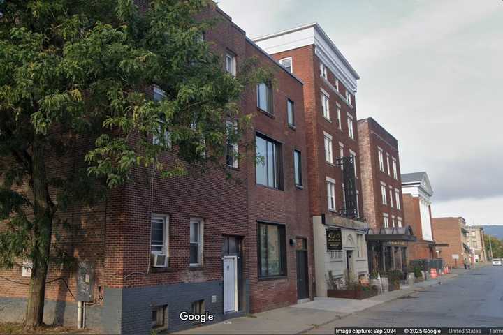 Crack, Cash Found At 2 Times Convicted Felon's Poughkeepsie Home In SWAT Raid: Police