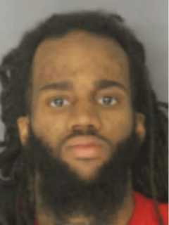 Newark Man Pleads Guilty To Robbing Mailman at Gunpoint: Feds