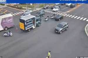 Deadly Daylight Stabbing Rocks Fairfax County Community; Suspects Sought: Police (DEVELOPING)