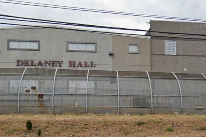 4 ICE Detainees Escape From NJ Facility After Riot: Reports