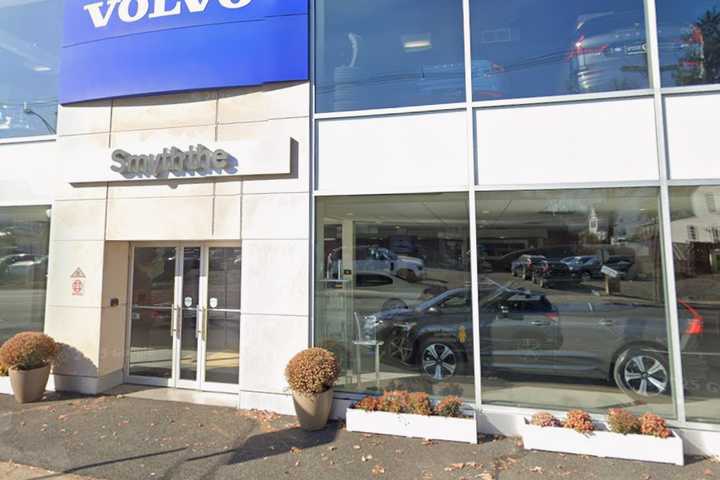 Summit Volvo Dealership Employee Stole 3 Cars: Police