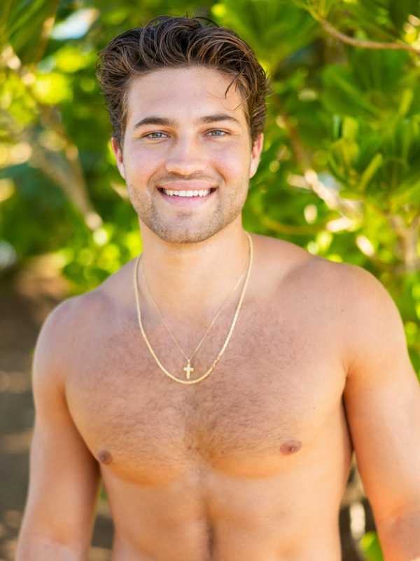 HV Native Is New Bombshell On 'Love Island USA': 'I'm Bringing Whole Package'